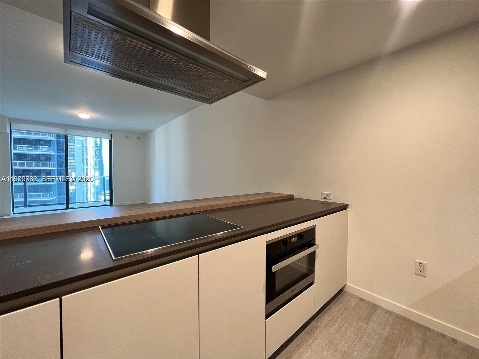 1000 Brickell Plz # 3503, Miami FL 33131 — 3