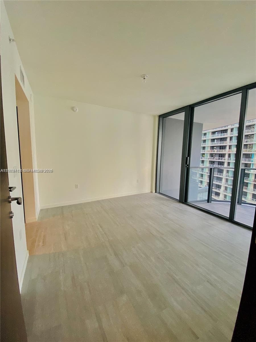 1000 Brickell Plz # 3503, Miami FL 33131 — 20