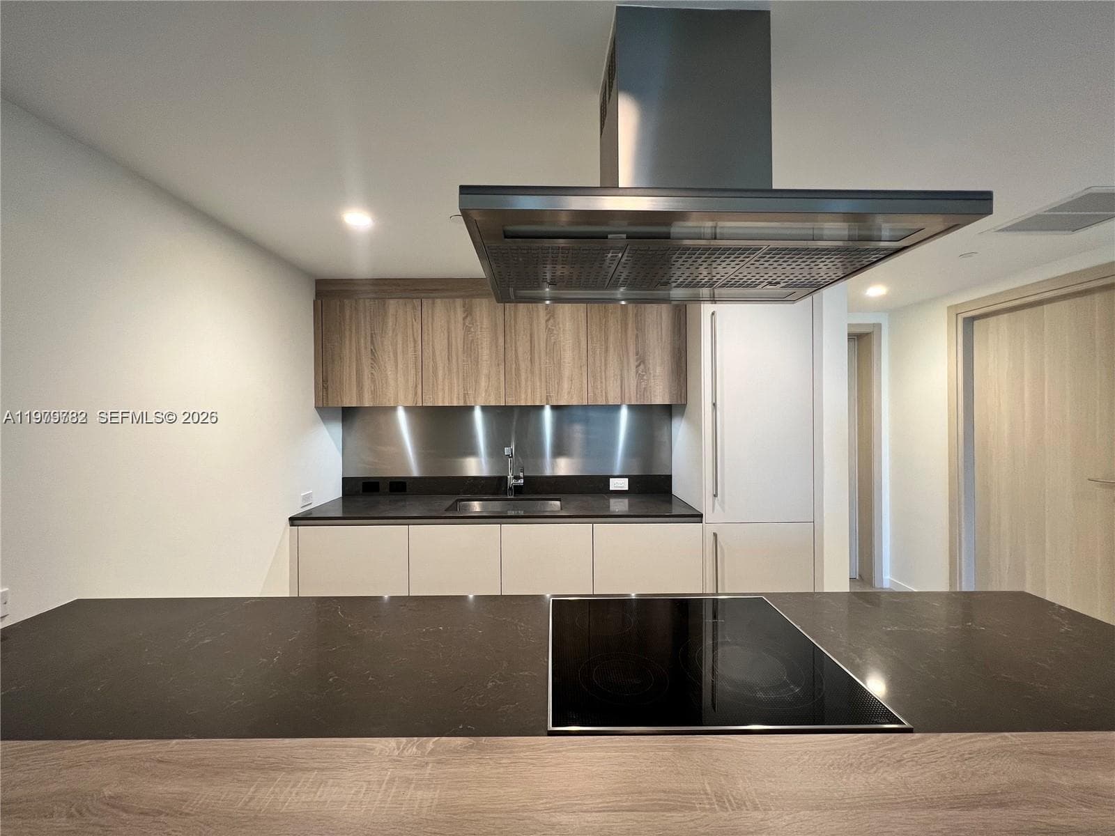 1000 Brickell Plz # 3503, Miami FL 33131 — 4