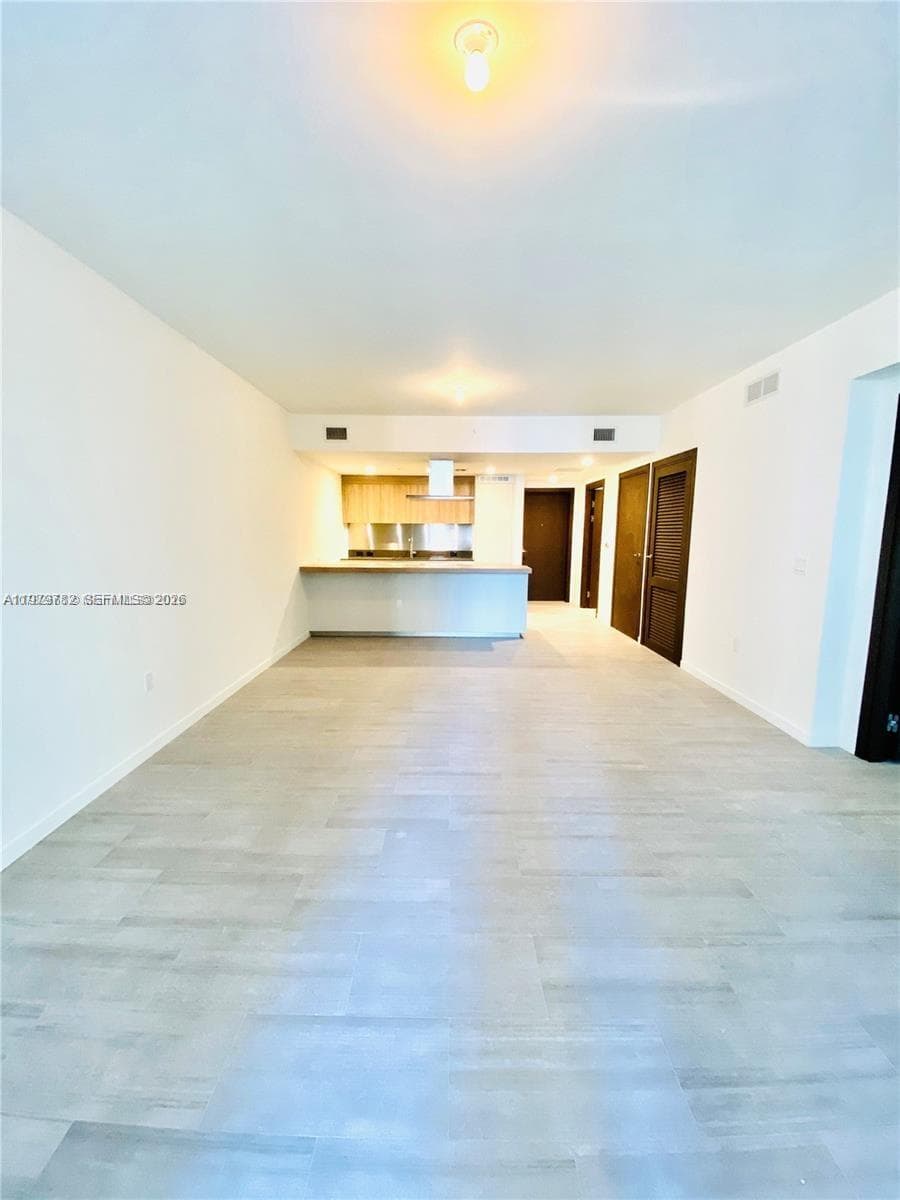 1000 Brickell Plz # 3503, Miami FL 33131 — 21