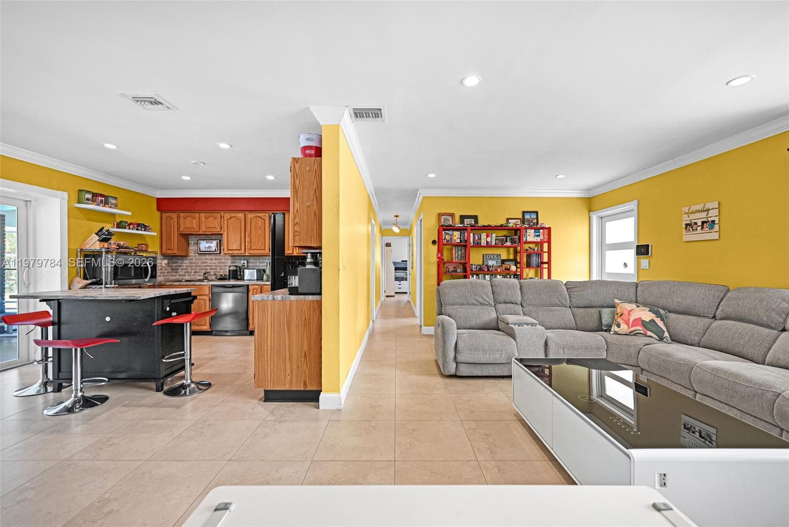 8935 SW 186th Ter, Cutler Bay FL 33157 — 9