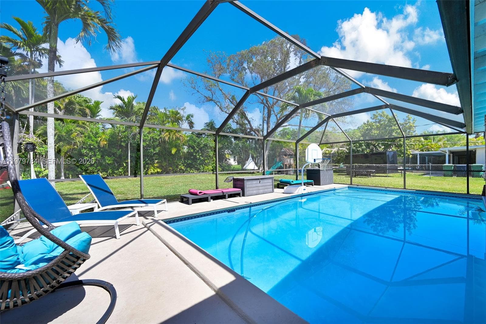 8935 SW 186th Ter, Cutler Bay FL 33157 — 21