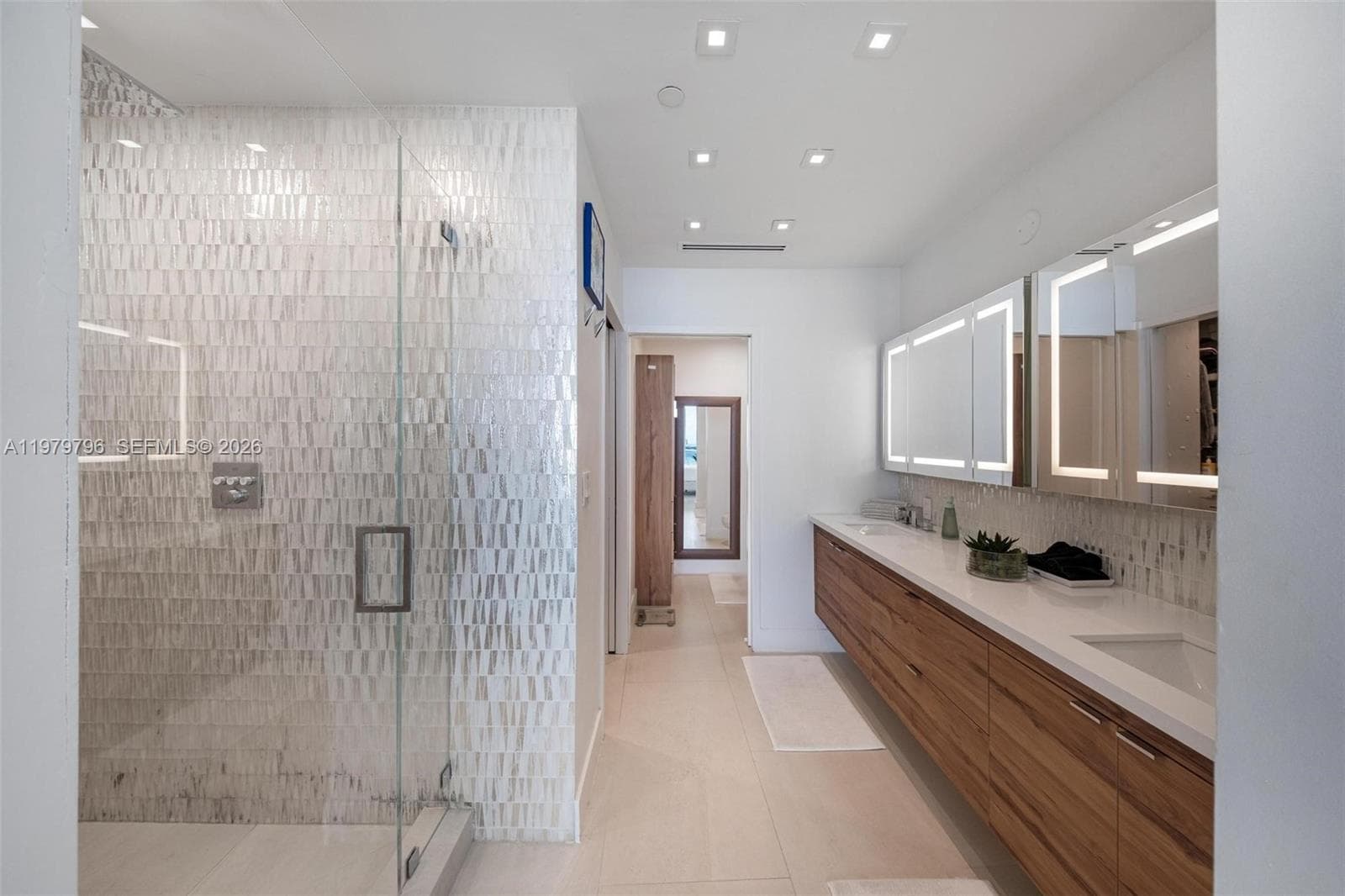 2020 N Bayshore Dr # 2510, Miami FL 33137 — 27