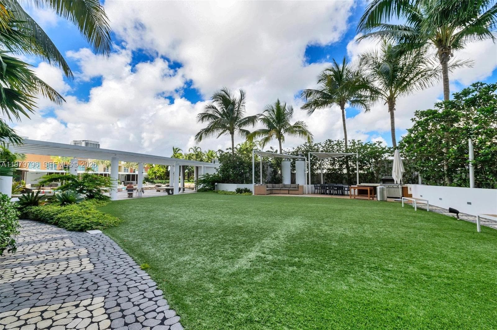 2020 N Bayshore Dr # 2510, Miami FL 33137 — 65