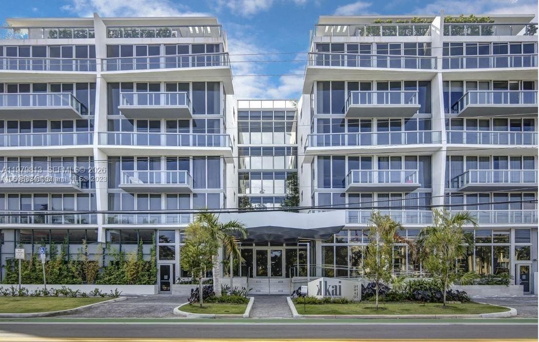 Kai At Bay Harbor Condo, Bay Harbor Islands, FL — 1