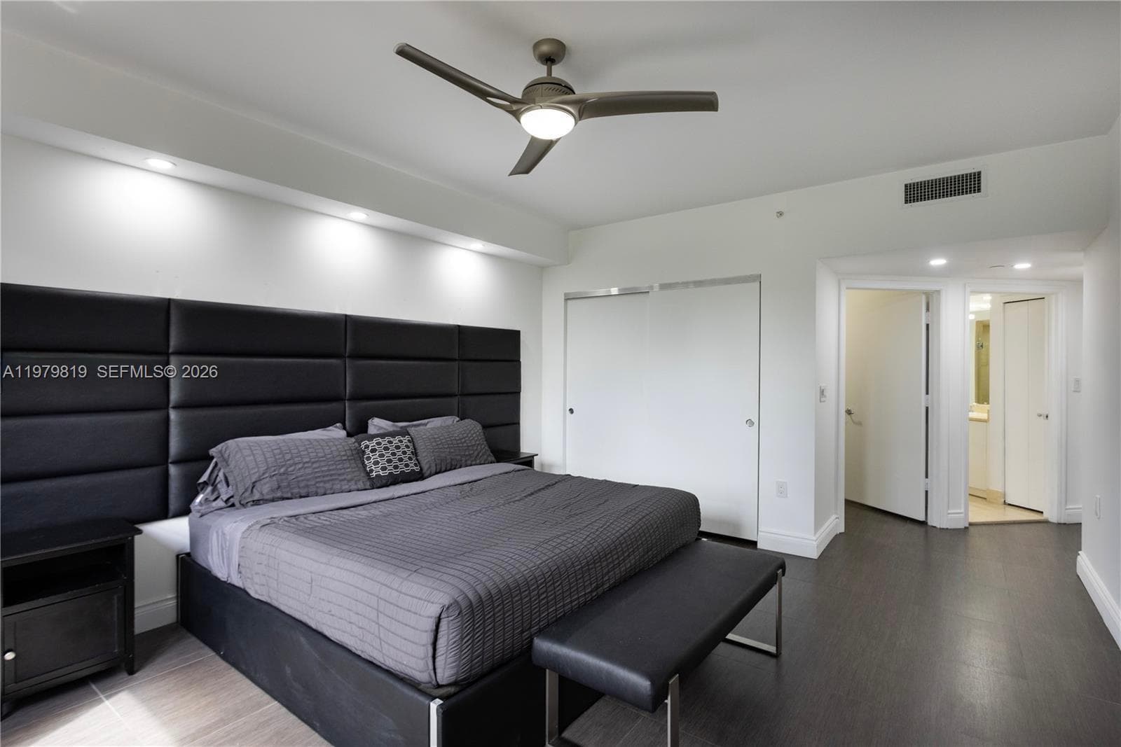 19900 E Country Club Dr # 311, Aventura FL 33180 — 12