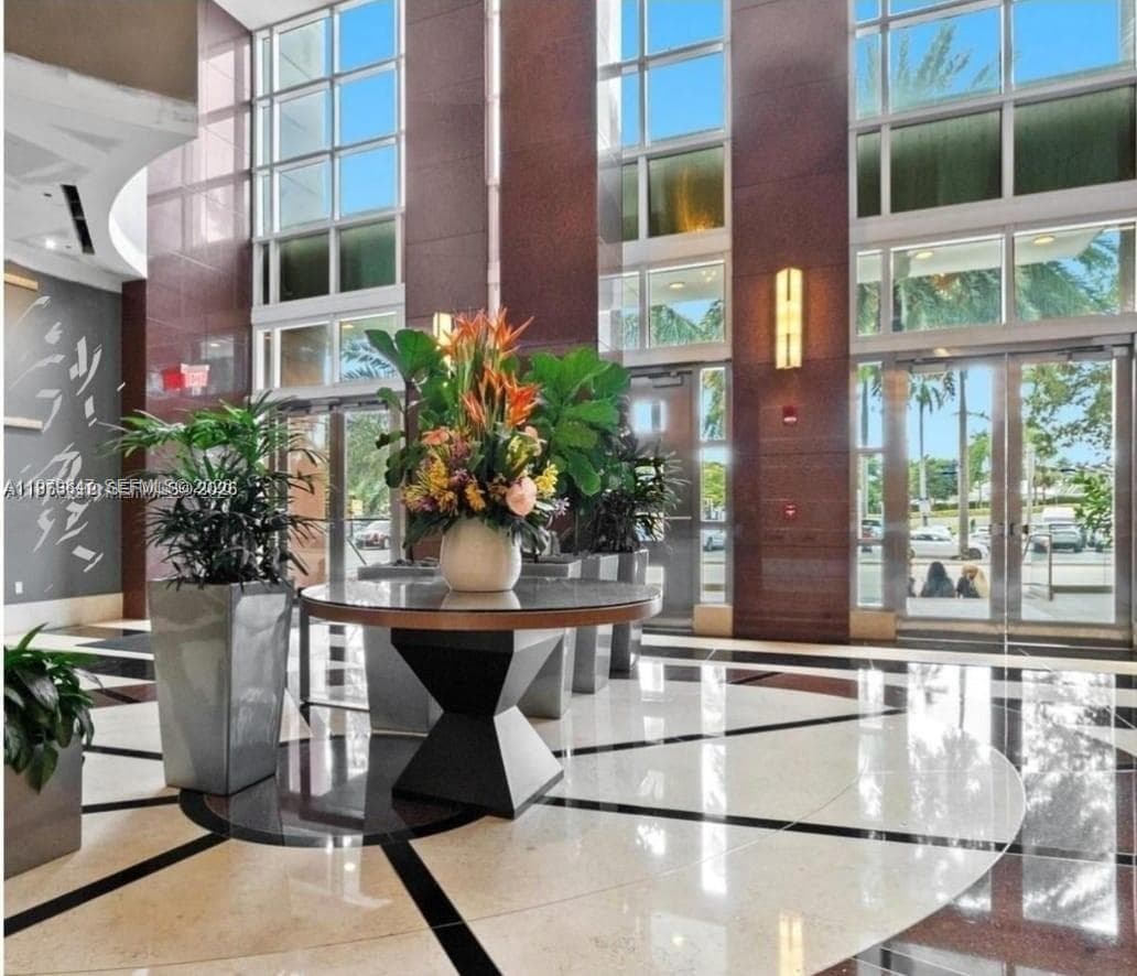 244 NE Biscayne Blvd # 440, Miami FL 33132 — 5