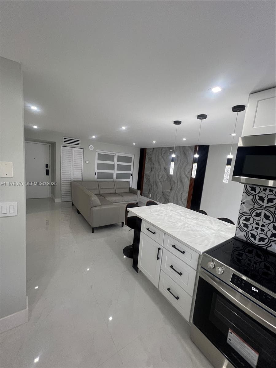 17021 N Bay Rd # 814, Sunny Isles Beach FL 33160 — 2