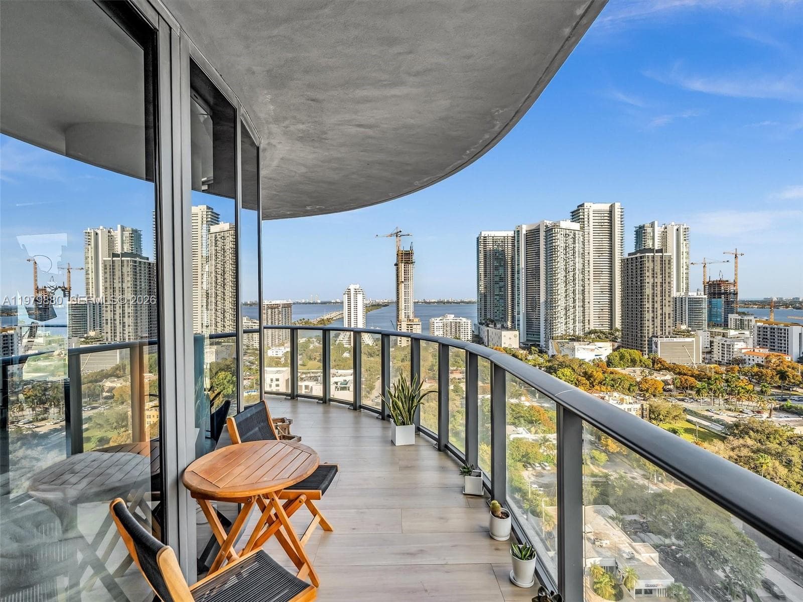 121 NE 34th St # 2104, Miami FL 33137 — 16