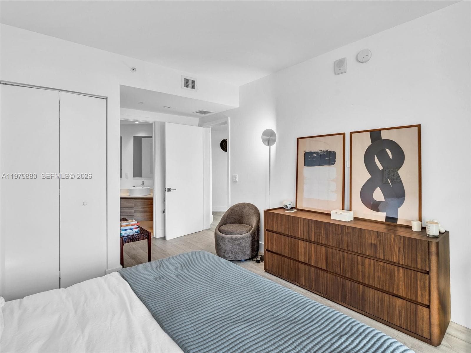 121 NE 34th St # 2104, Miami FL 33137 — 36