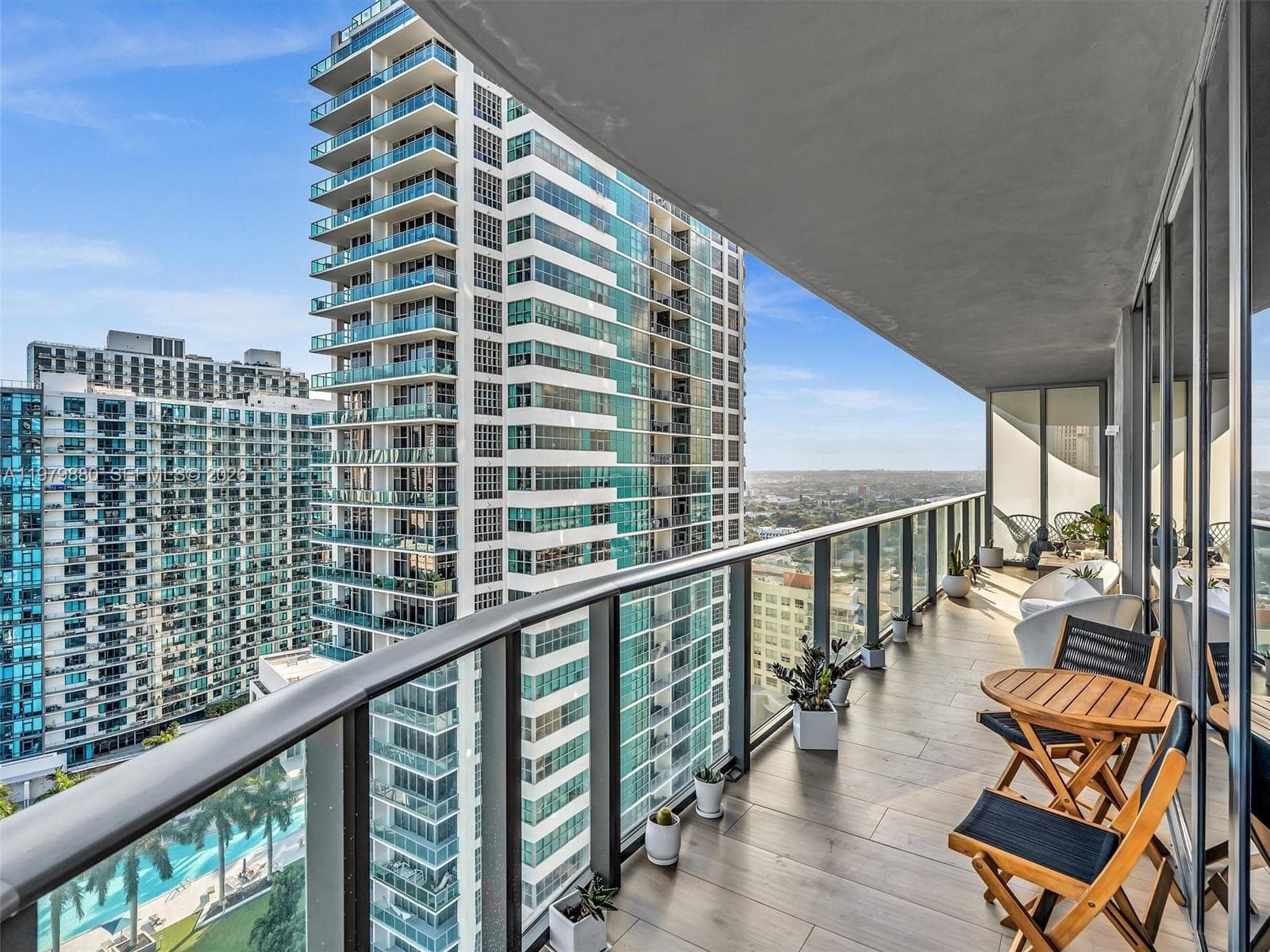 121 NE 34th St # 2104, Miami FL 33137 — 21