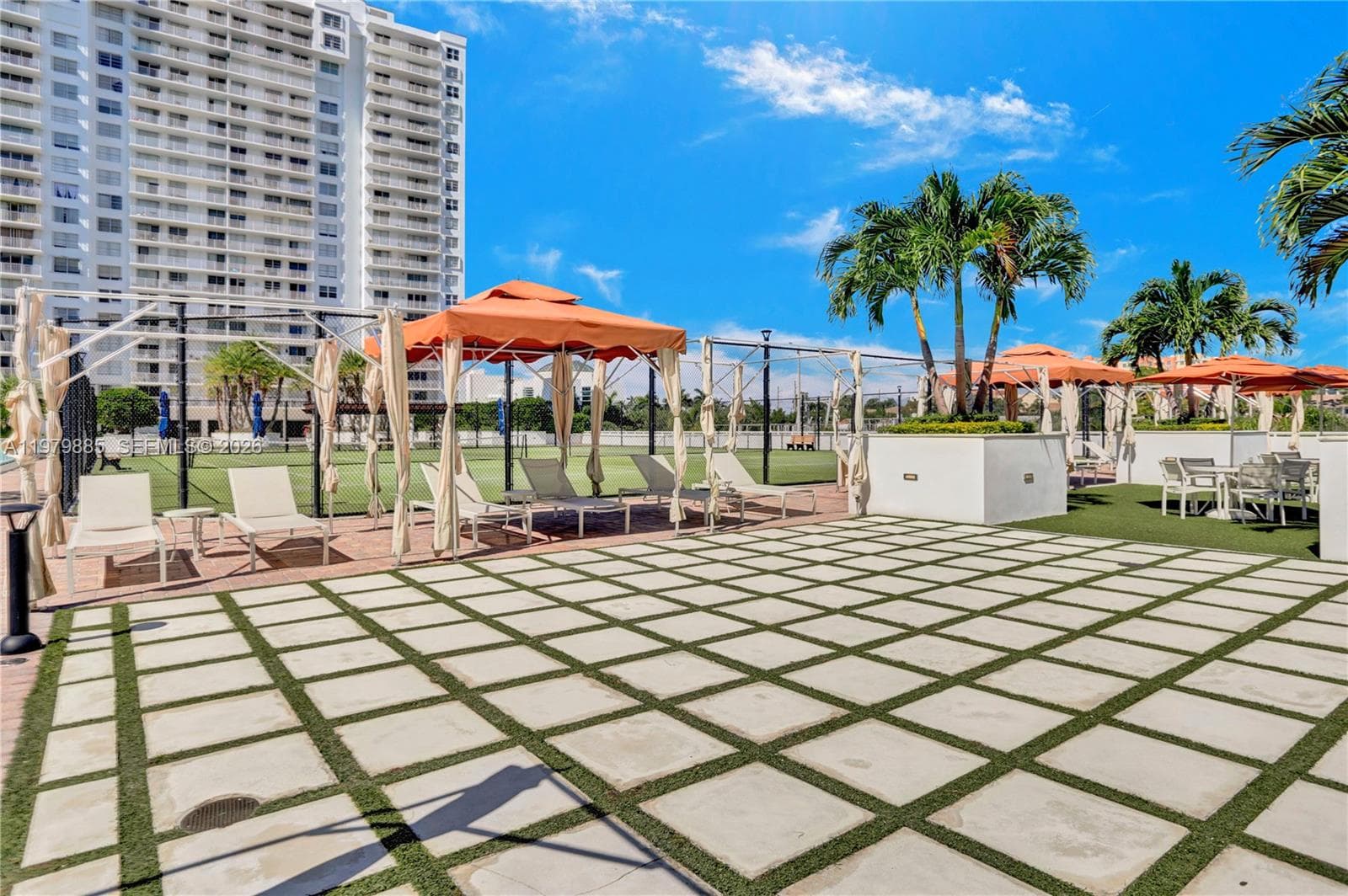 2801 NE 183rd St # 507W, Aventura FL 33160 — 33