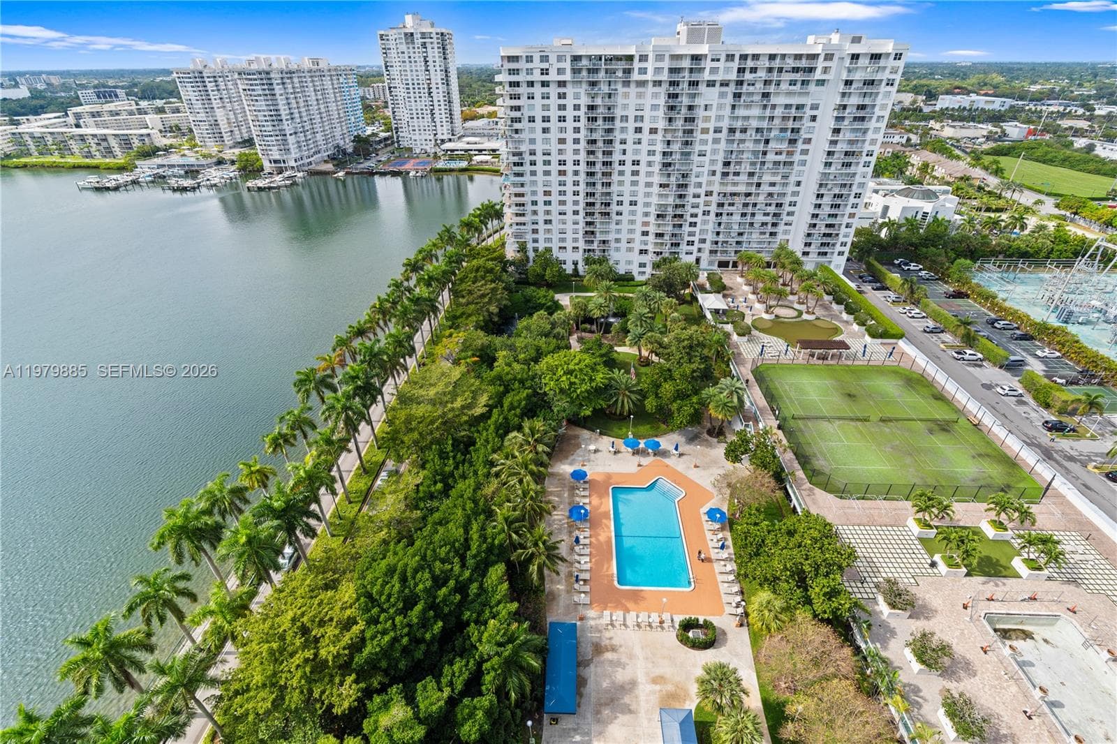 2801 NE 183rd St # 507W, Aventura FL 33160 — 37