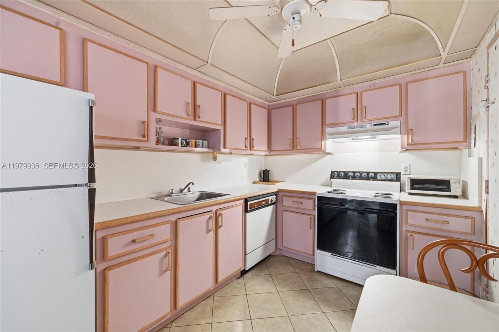 9225 Collins Ave # 610, Surfside FL 33154 — 16