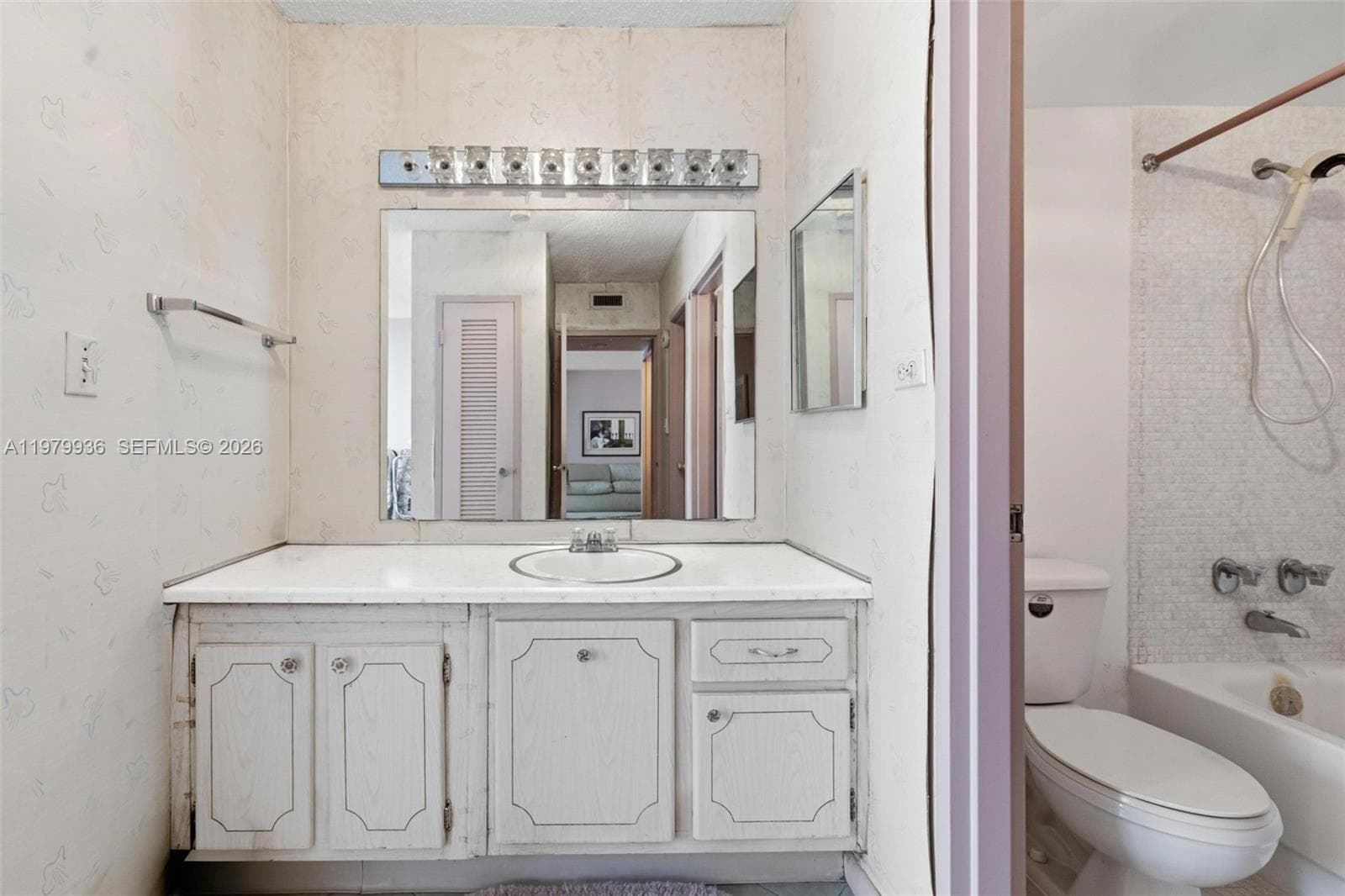 9225 Collins Ave # 610, Surfside FL 33154 — 21