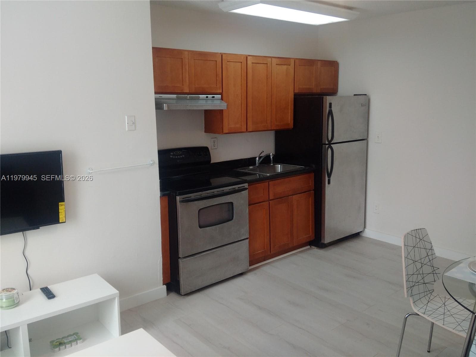 842 Meridian Ave # 3C, Miami Beach FL 33139 — 5
