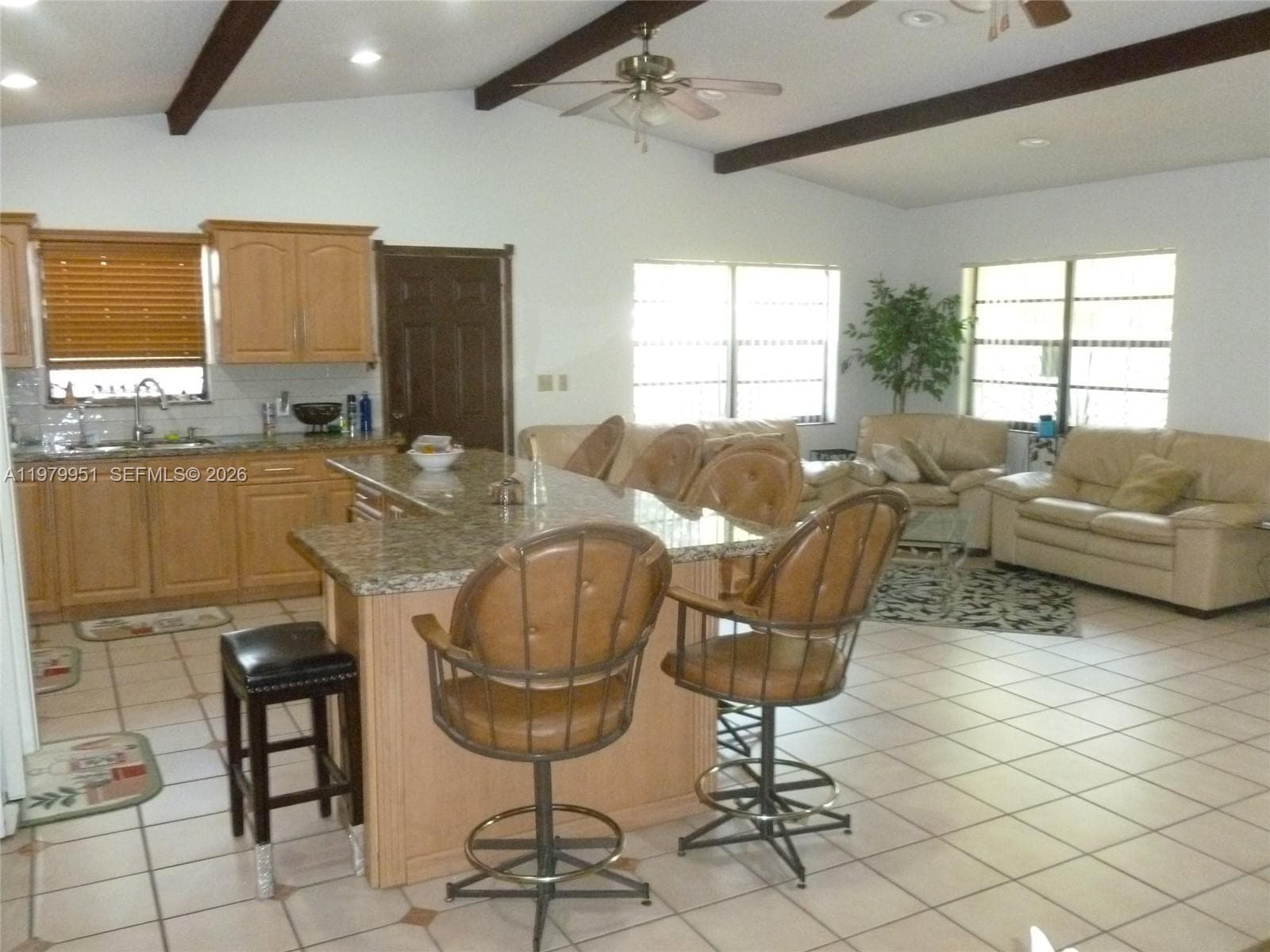 3261 NW 14th St, Miami FL 33125 — 19