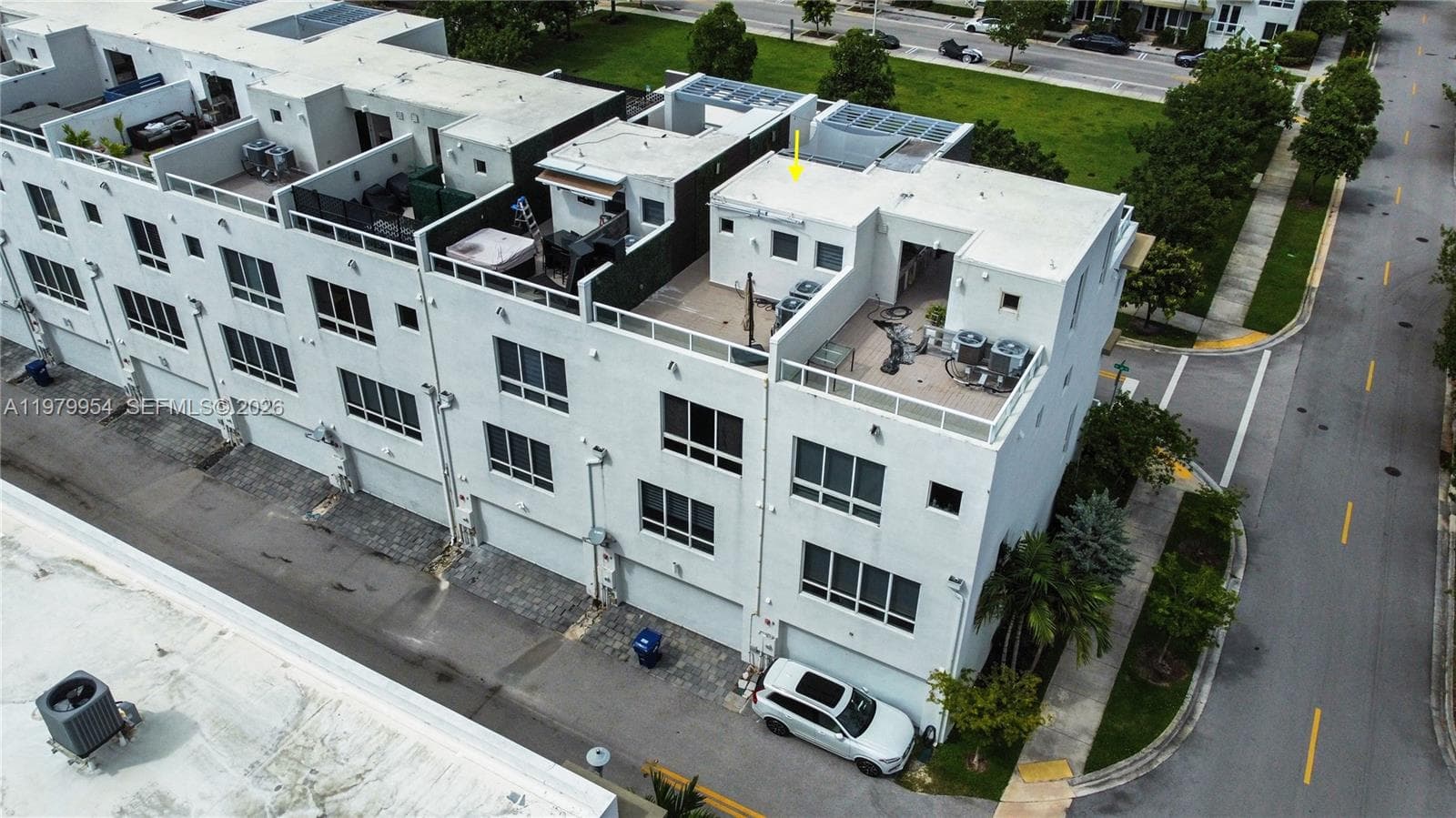 10336 NW 64th St, Doral FL 33178 — 25