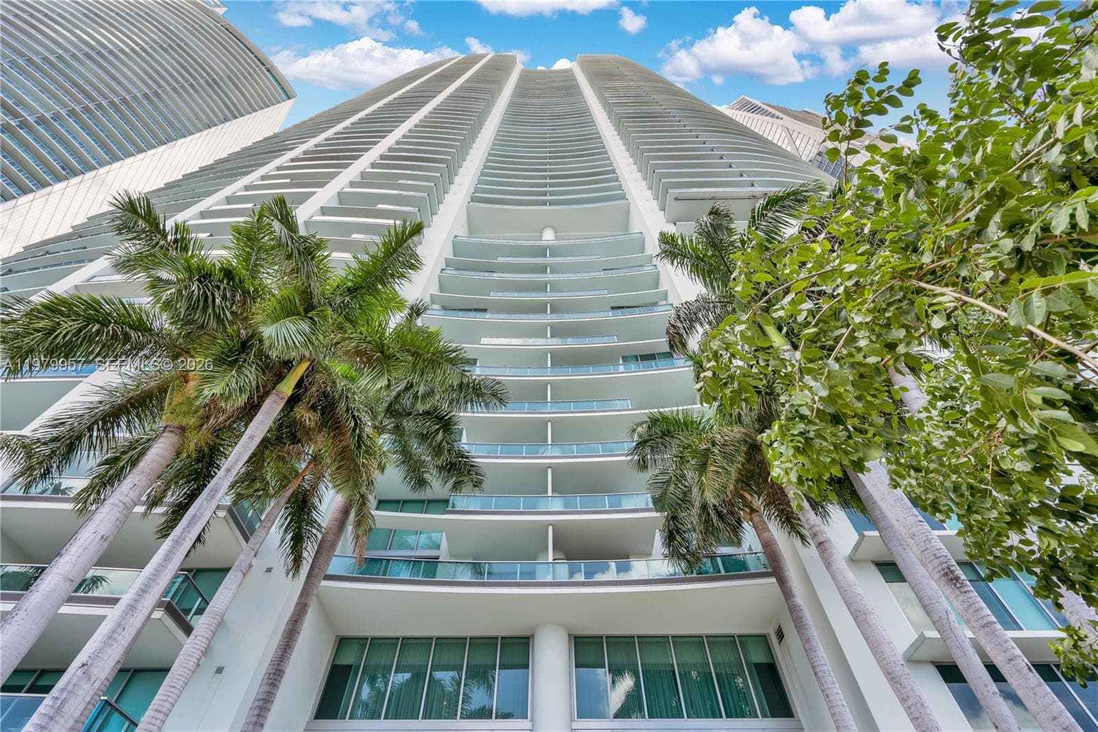 900 Biscayne Blvd, Miami FL 33132 — 42