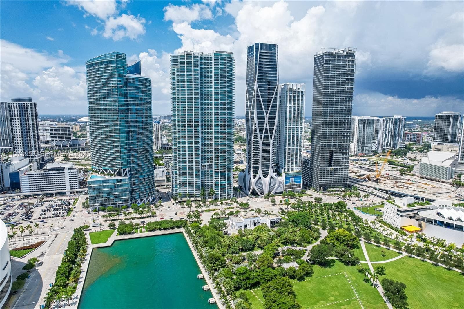 900 Biscayne Blvd, Miami FL 33132 — 41