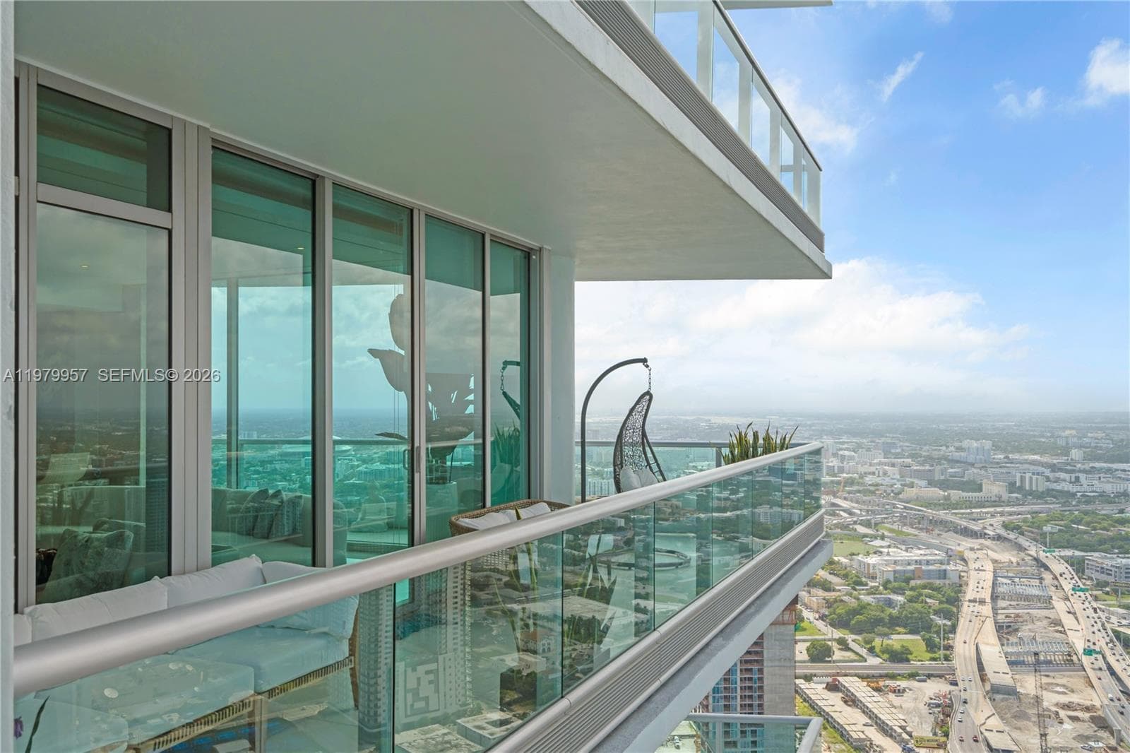 900 Biscayne Blvd, Miami FL 33132 — 18