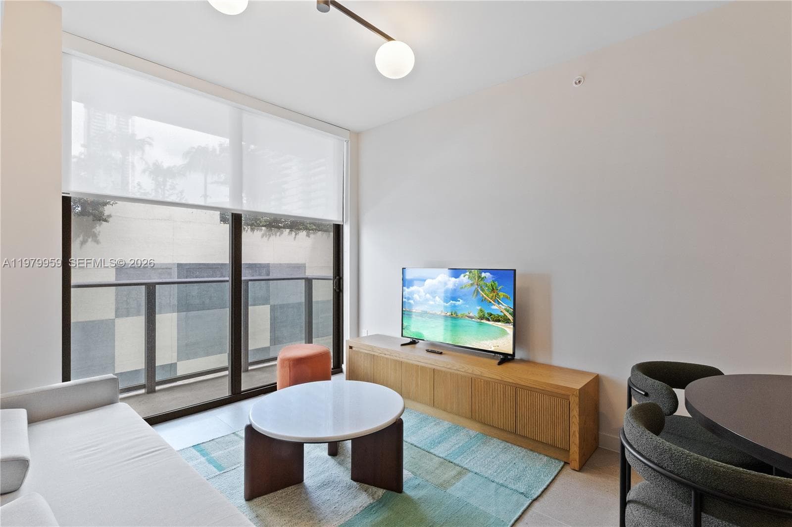 11 NE 6 ST # 910, Miami FL 33132 — 7