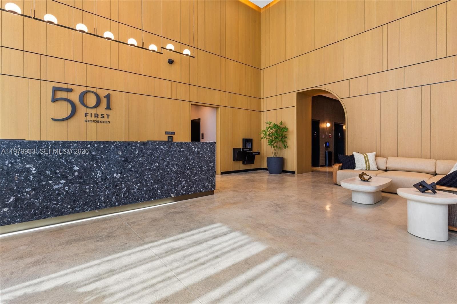 121 NE 5th Street # 1404, Miami FL 33132 — 24