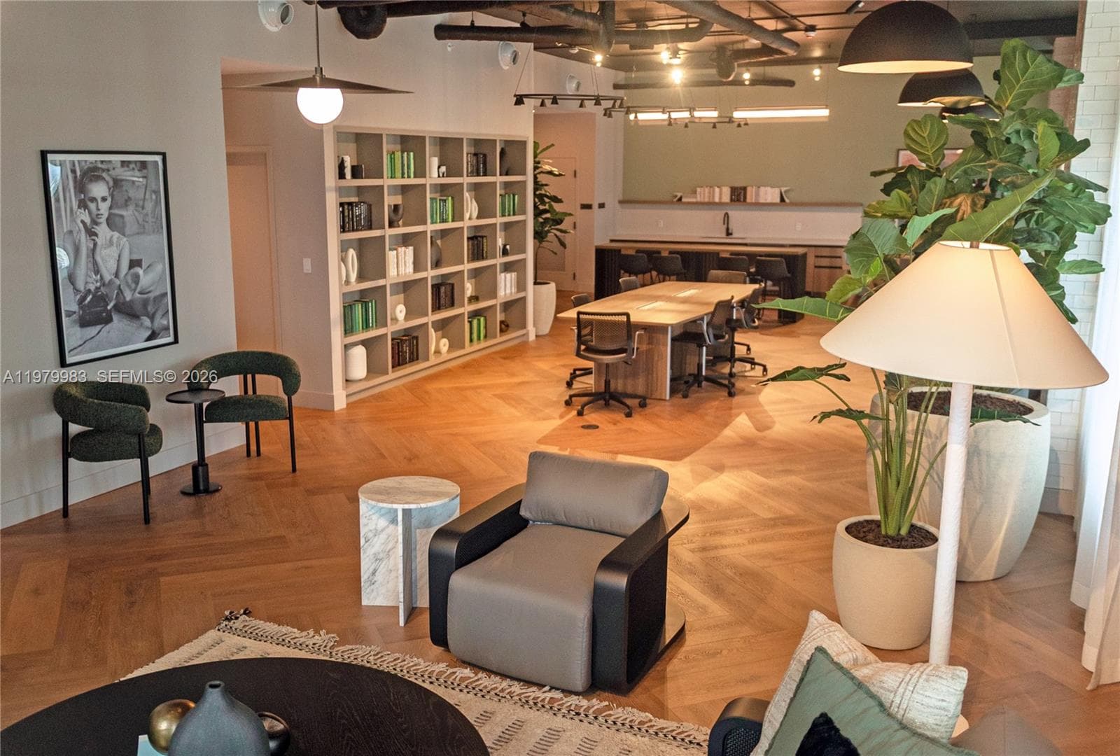 121 NE 5th Street # 1404, Miami FL 33132 — 40
