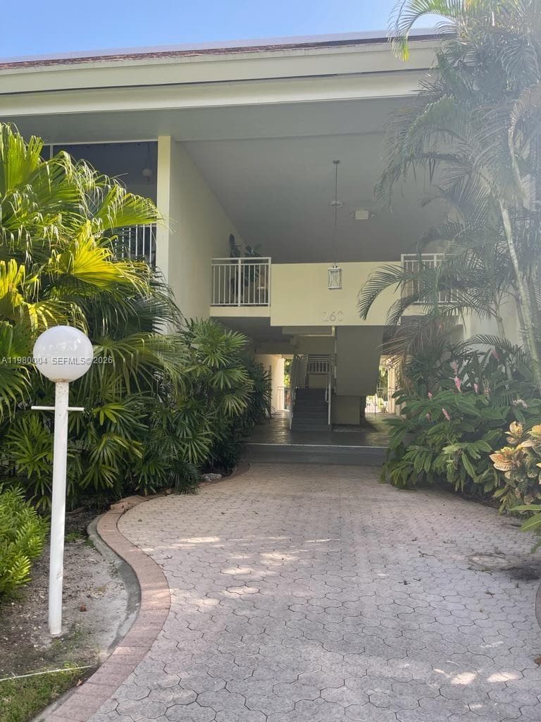 260 Sunrise Dr # H, Key Biscayne FL 33149 — 2