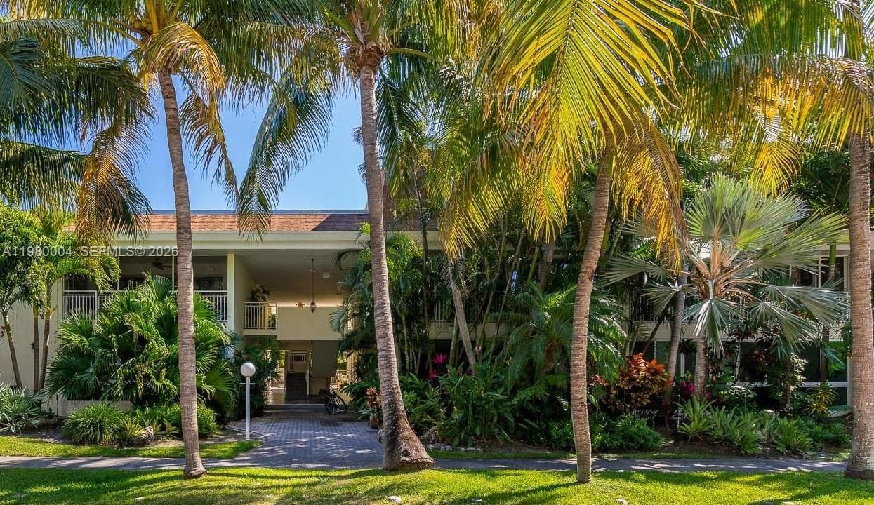 260 Sunrise Dr # H, Key Biscayne FL 33149 — 1