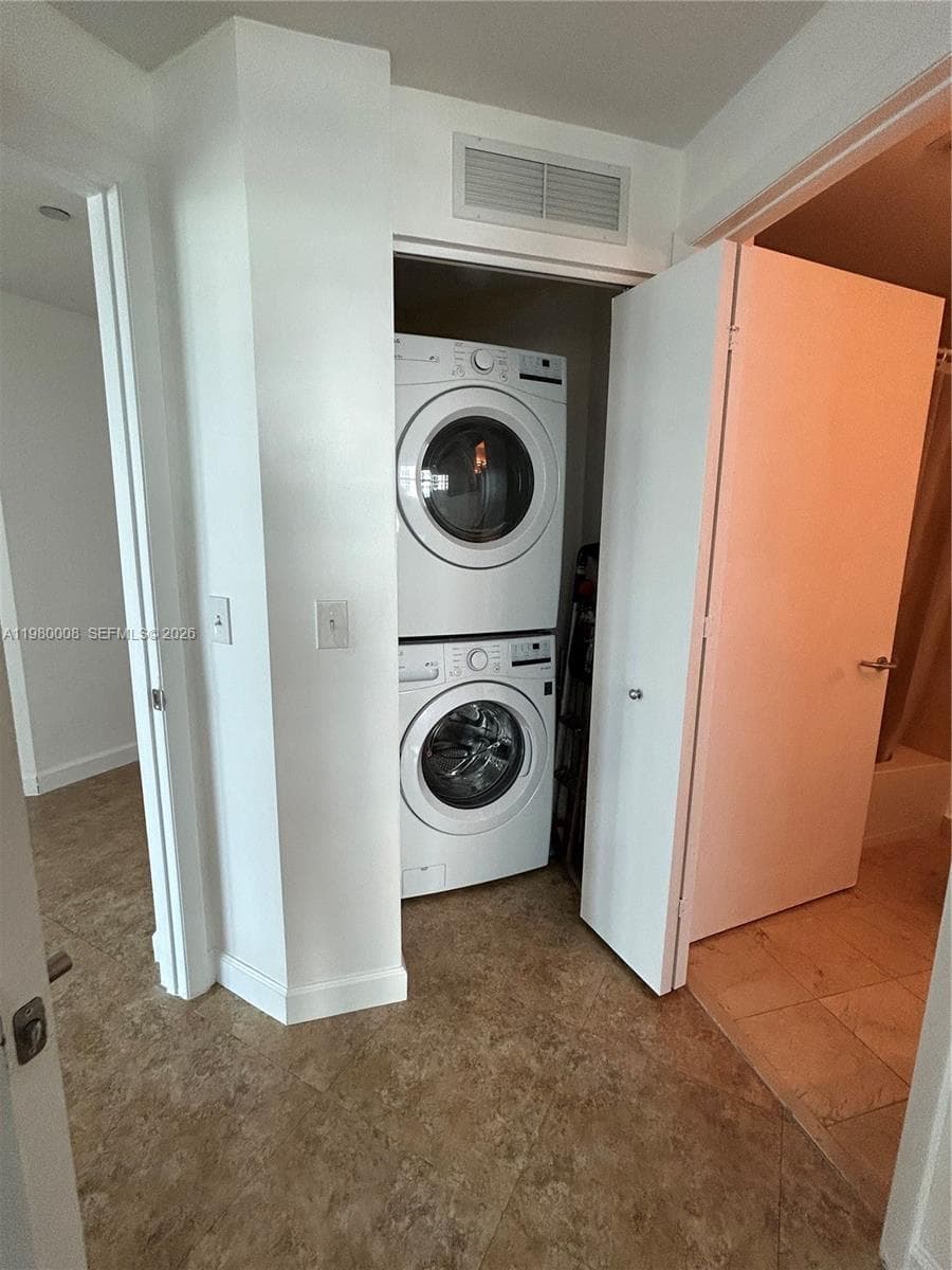 3131 NE 188 ST # 601, Aventura FL 33180 — 17