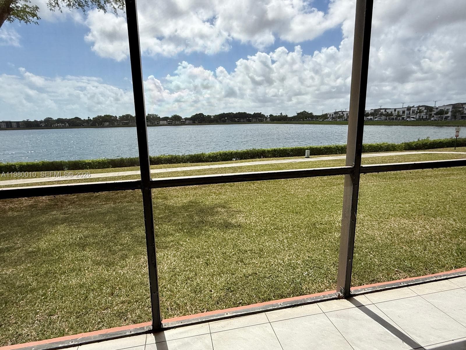 20850 San Simeon Way # 5, Miami FL 33179 — 32