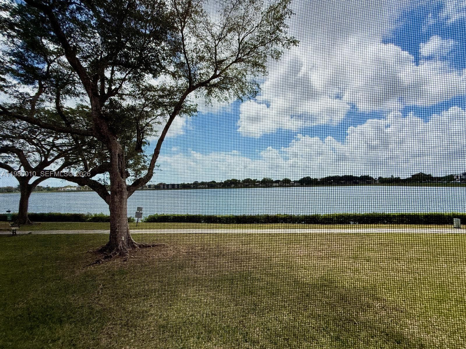 20850 San Simeon Way # 5, Miami FL 33179 — 1
