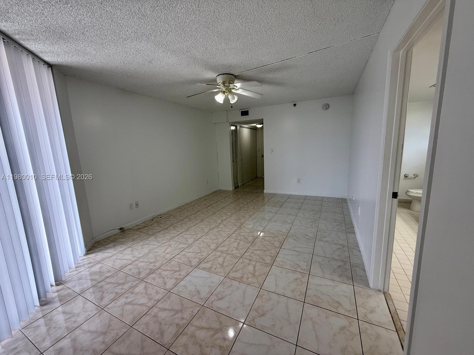 20850 San Simeon Way # 5, Miami FL 33179 — 28