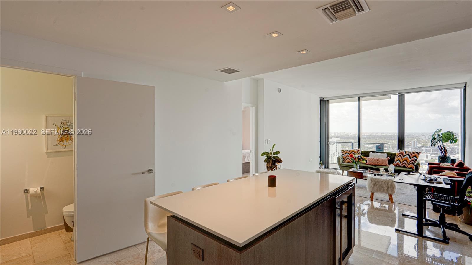 88 SW 7th St # 2706, Miami FL 33130 — 23