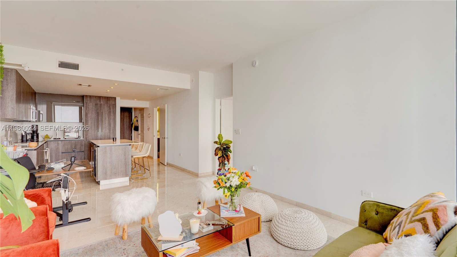 88 SW 7th St # 2706, Miami FL 33130 — 14