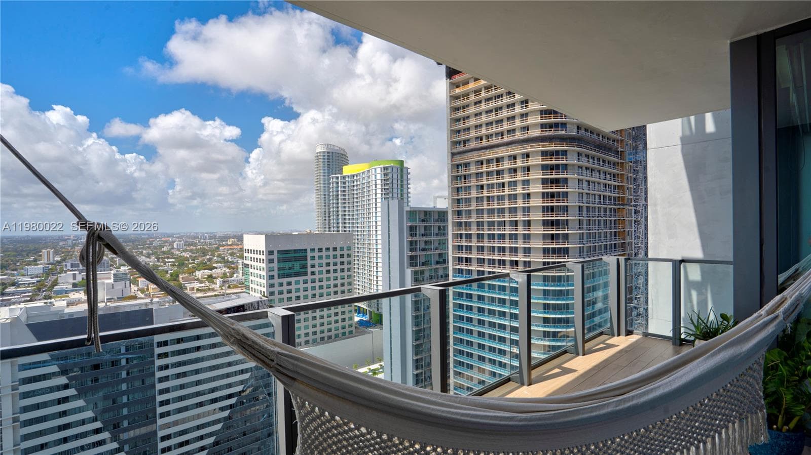 88 SW 7th St # 2706, Miami FL 33130 — 11