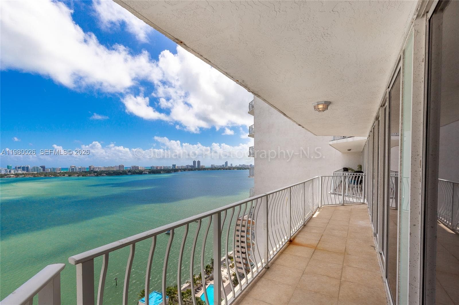 7601 E Treasure Dr # 2309, North Bay Village FL 33141 — 6