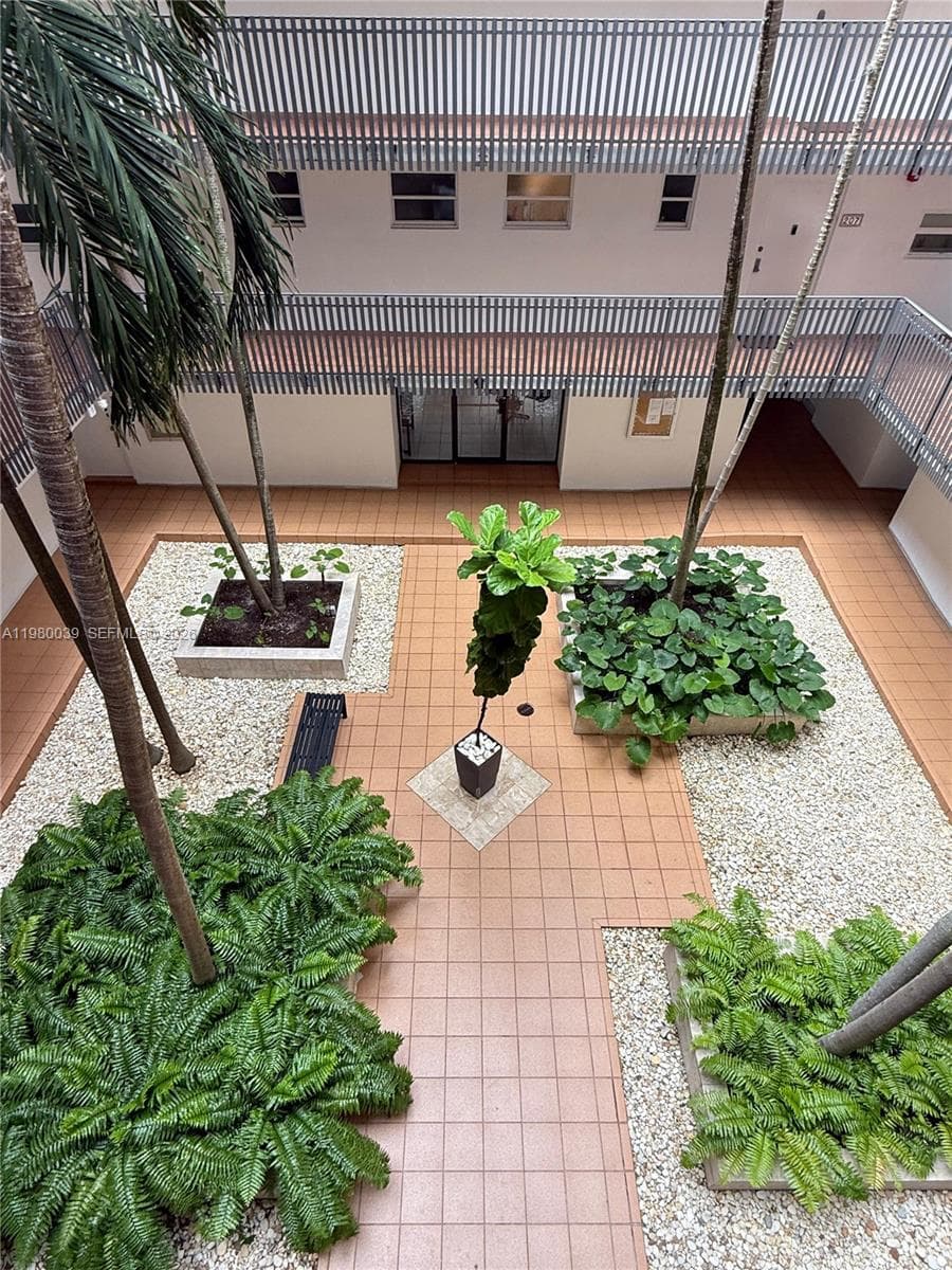 100 Ocean Lane Dr # 303, Key Biscayne FL 33149 — 17