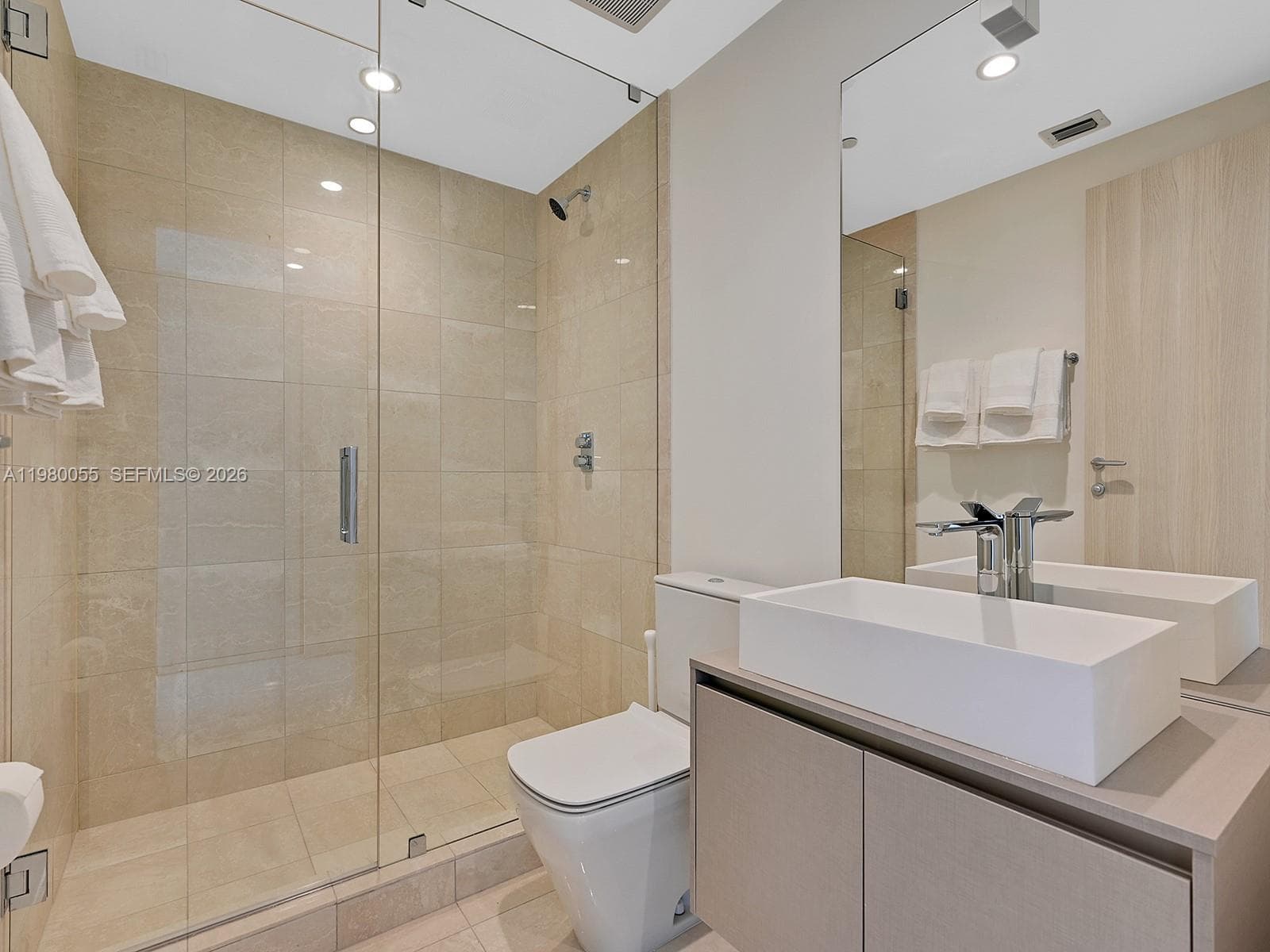 1000 Brickell Plz # 3402, Miami FL 33131 — 26