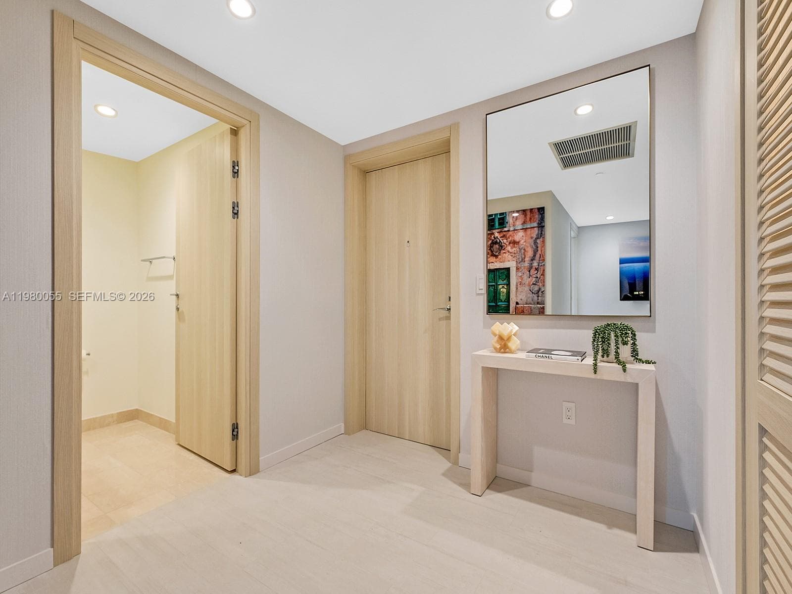 1000 Brickell Plz # 3402, Miami FL 33131 — 20