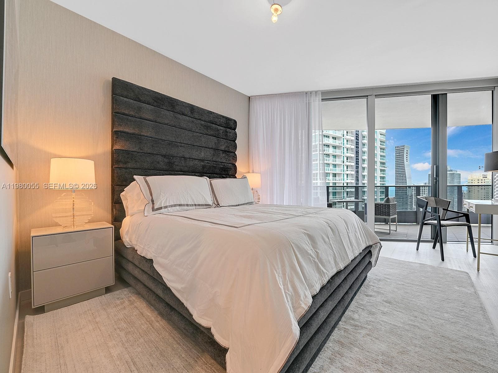 1000 Brickell Plz # 3402, Miami FL 33131 — 34