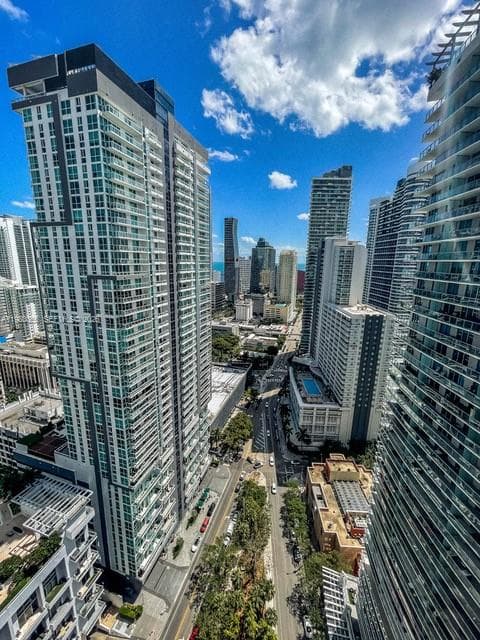 1000 Brickell Plz # 3402, Miami FL 33131 — 49