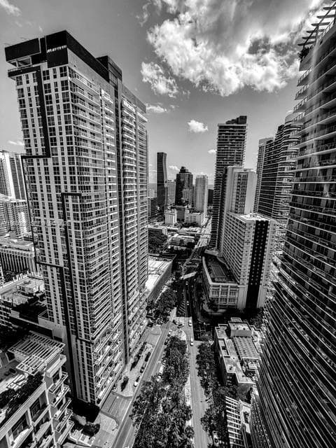 1000 Brickell Plz # 3402, Miami FL 33131 — 48