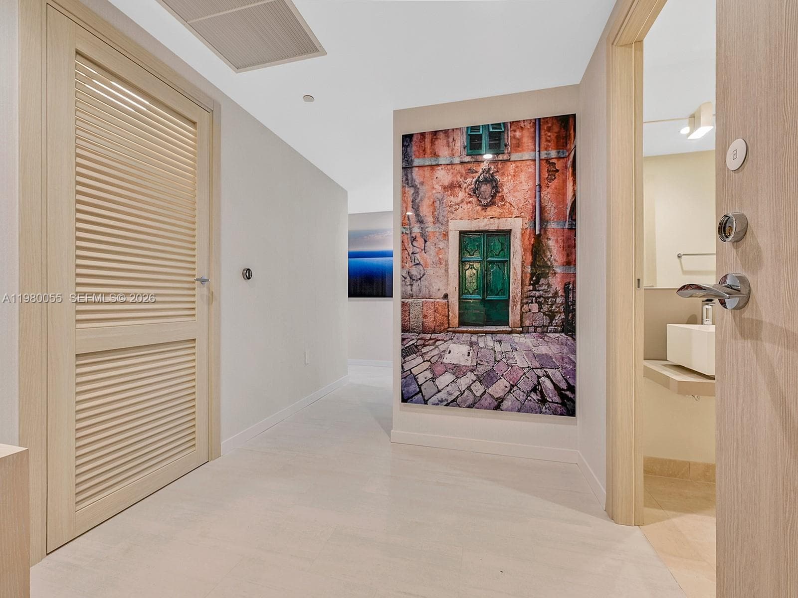 1000 Brickell Plz # 3402, Miami FL 33131 — 19