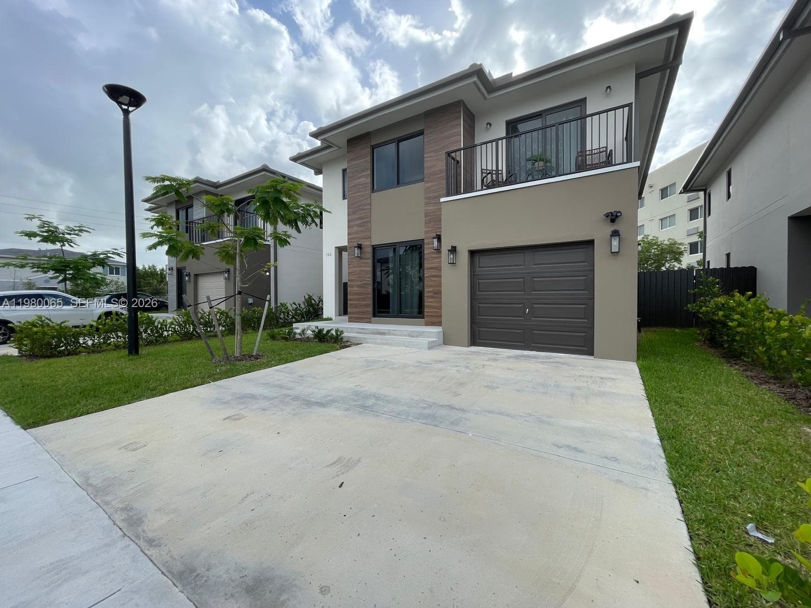 302 NW 11th Ct # 302, Florida City FL 33034 — 2