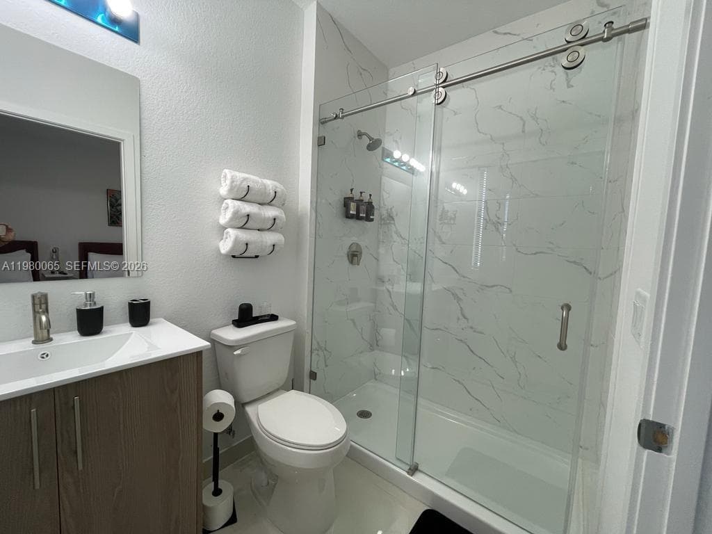 302 NW 11th Ct # 302, Florida City FL 33034 — 10