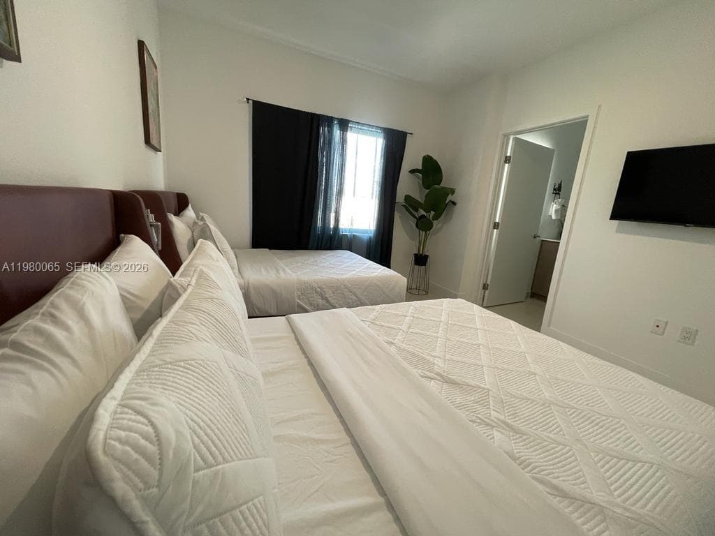 302 NW 11th Ct # 302, Florida City FL 33034 — 39
