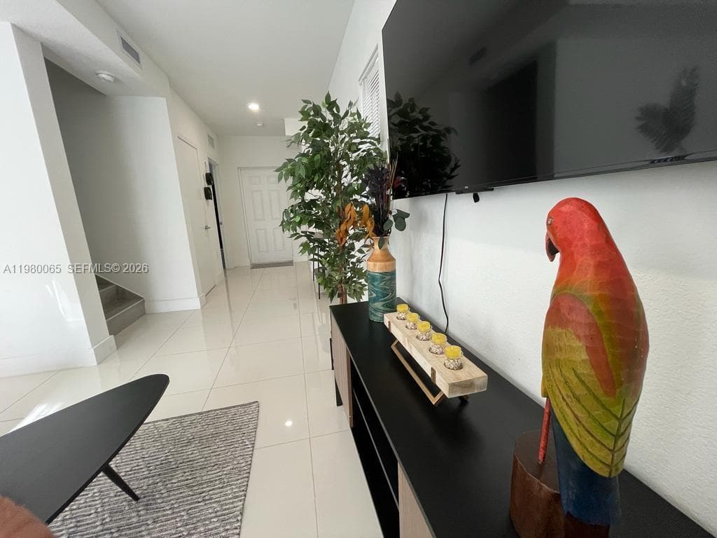 302 NW 11th Ct # 302, Florida City FL 33034 — 70