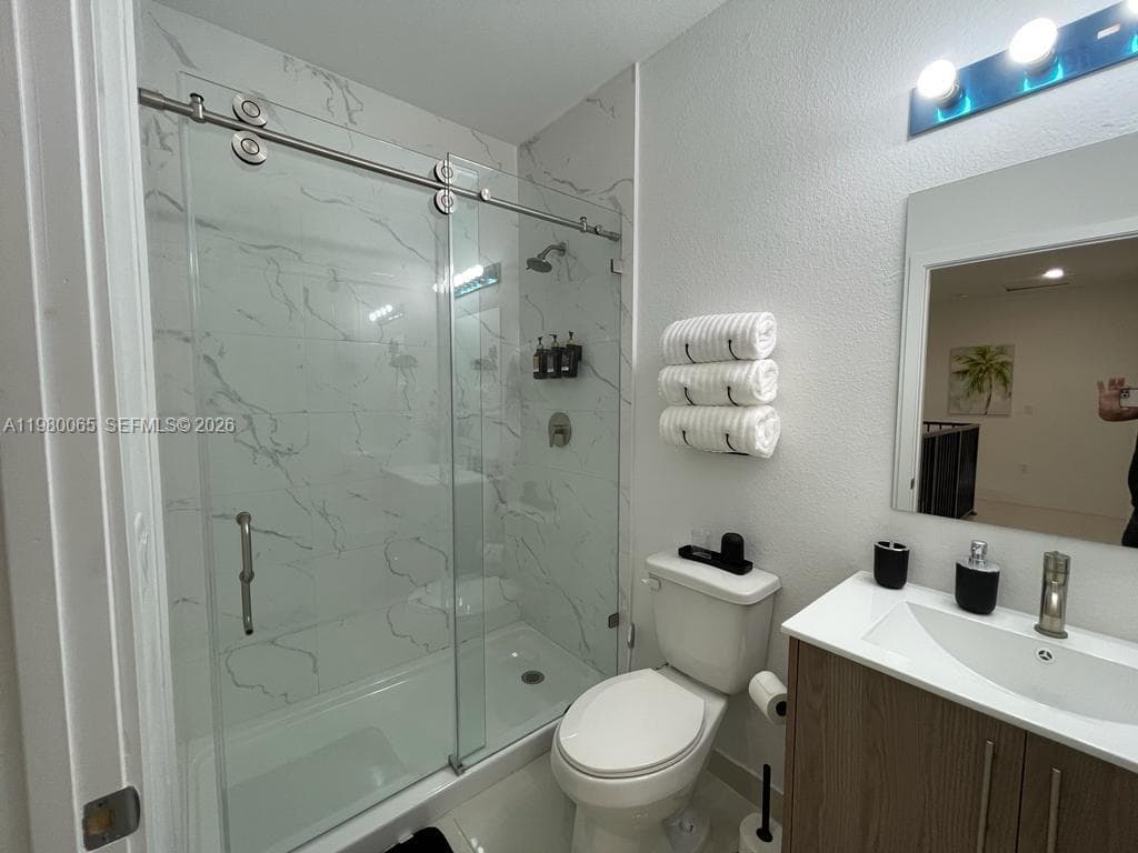 302 NW 11th Ct # 302, Florida City FL 33034 — 8